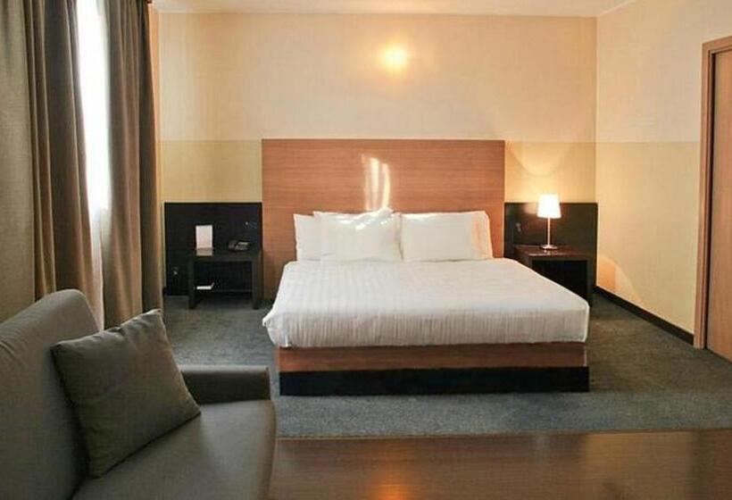 سوییت, B&B HOTEL Milano Cologno Studios