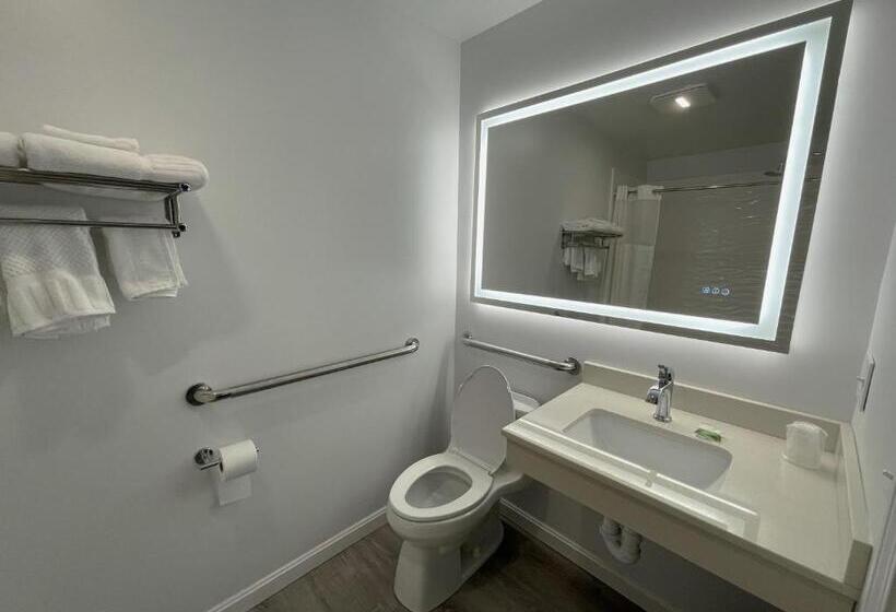 اتاق استاندارد یک تخته برای معلولان, Blue Beach Motel Providence North Kingstown