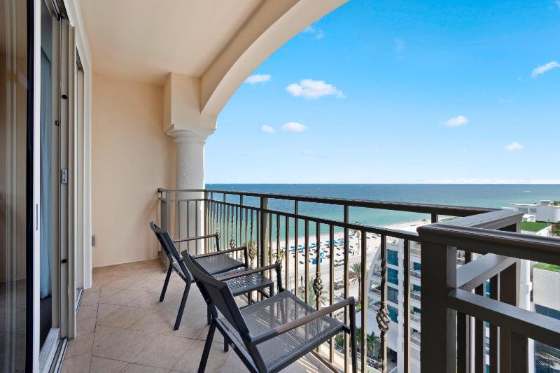 استودیوی استاندارد با چشم‌انداز دریا, The Atlantic Hotel & Spa