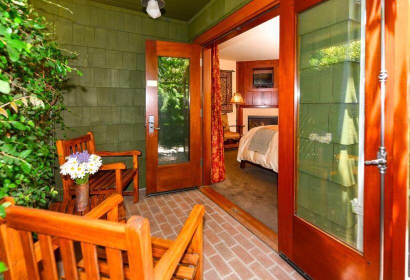اتاق استاندارد برای معلولان, Blackbird Inn