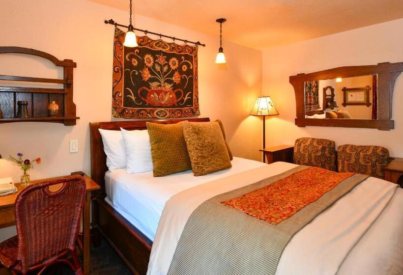 اتاق استاندارد با وان آب گرم, Blackbird Inn