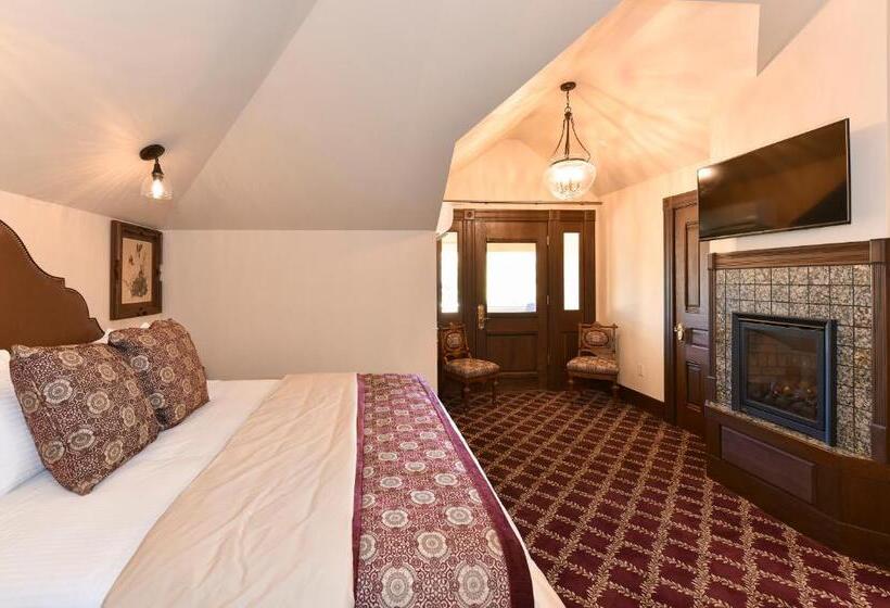 Deluxe Suite King Bed, Blackbird Inn
