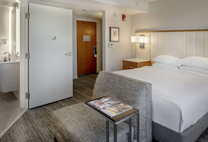 Standard Room Adapted for people with reduced mobility, Hilton St. Louis At The Ballpark