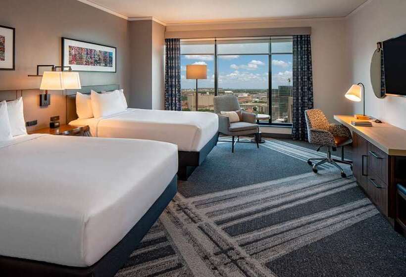 اتاق پرمیوم, Hilton St. Louis At The Ballpark