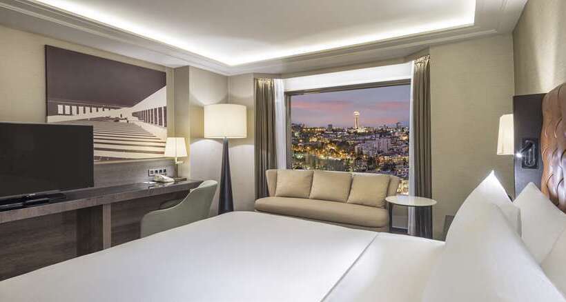 اتاق استاندارد با تخت بزرگ, Hilton St. Louis At The Ballpark