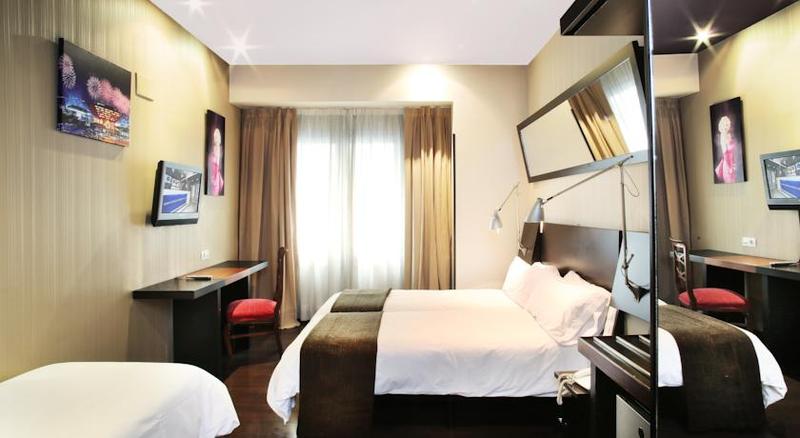 اتاق استاندارد با چشم‌انداز, Indianapolis Marriott Downtown
