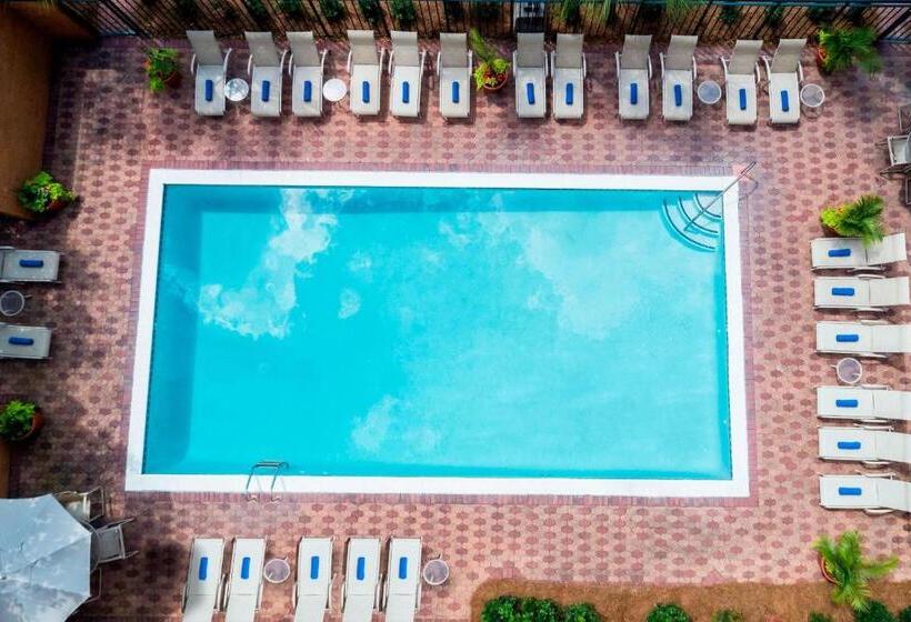 اتاق استاندارد با تخت دوبل, Marriott Savannah Riverfront
