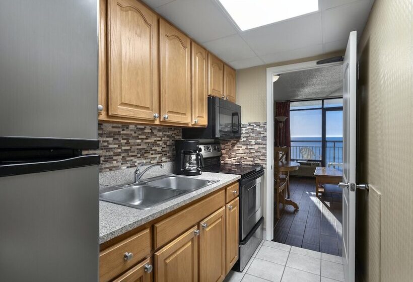 Suite, Monterey Bay Suites