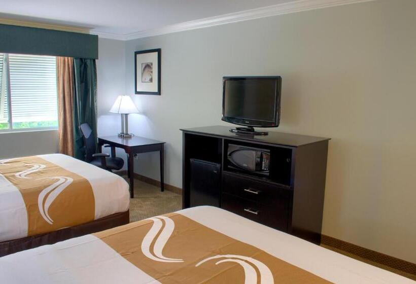 اتاق استاندارد, Quality Inn