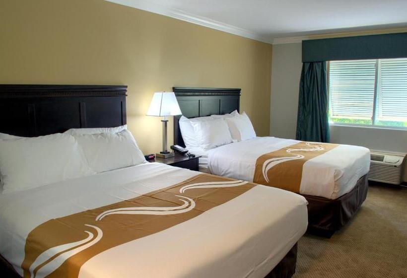 اتاق استاندارد, Quality Inn