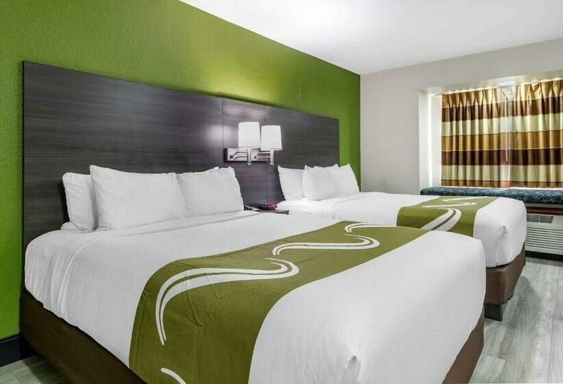 جناح, Quality Inn & Suites Longview I20