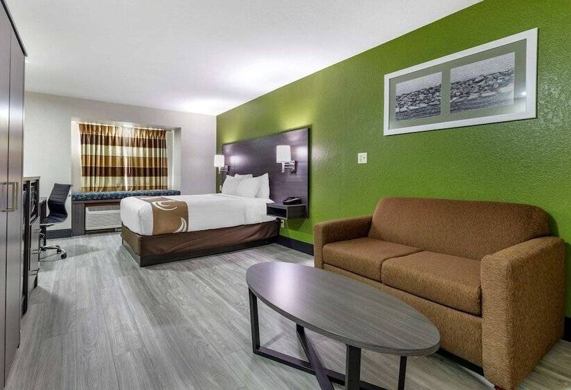 سوییت, Quality Inn & Suites Longview I20