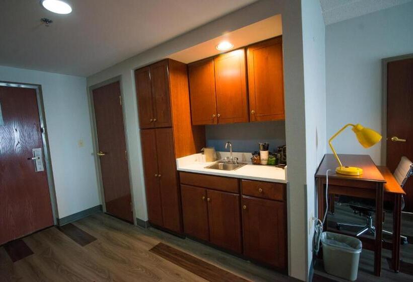 سوئیت با تخت بزرگ, Best Western Louisville Airport Expo