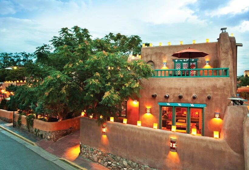 ویلای 3 خوابه, The Inn Of The Five Graces