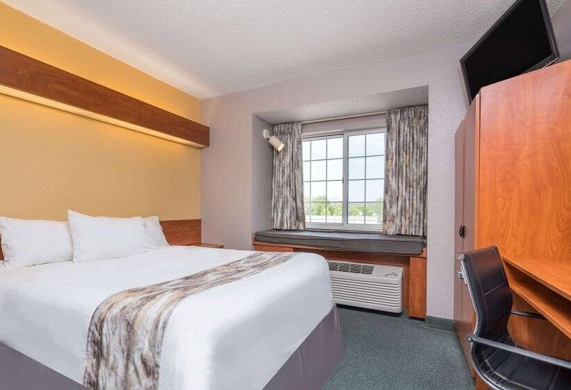 اتاق استاندارد با تخت دوبل برای معلولان, Microtel Inn & Suites By Wyndham New Ulm