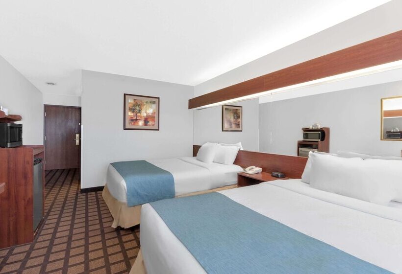 سوییت خانوادگی, Microtel Inn & Suites By Wyndham Rapid City