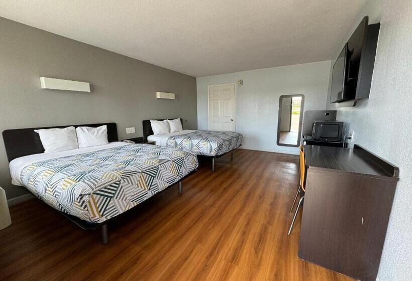 اتاق استاندارد برای معلولان, Motel 6 Delano, Ca