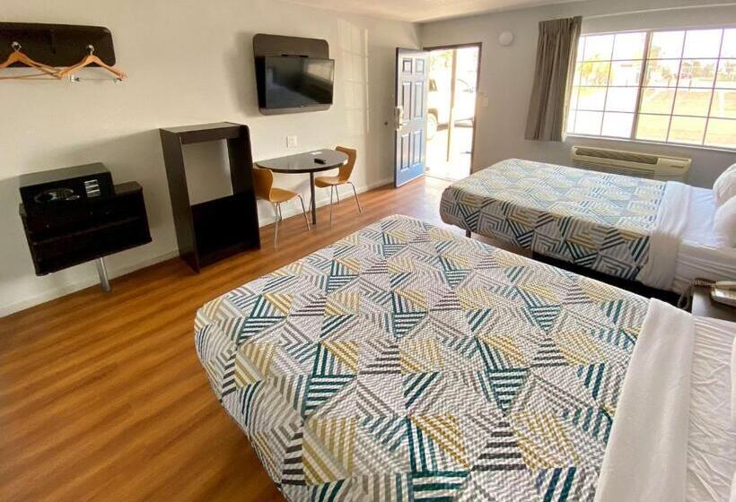 اتاق استاندارد برای معلولان, Motel 6 Delano, Ca