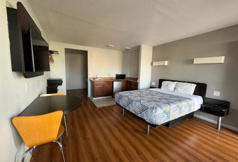 اتاق لوکس, Motel 6 Delano, Ca