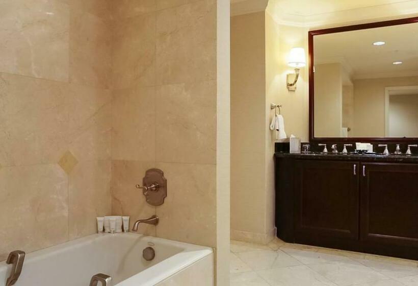استودیوی استاندارد با چشم‌انداز دریا, The Atlantic Hotel & Spa