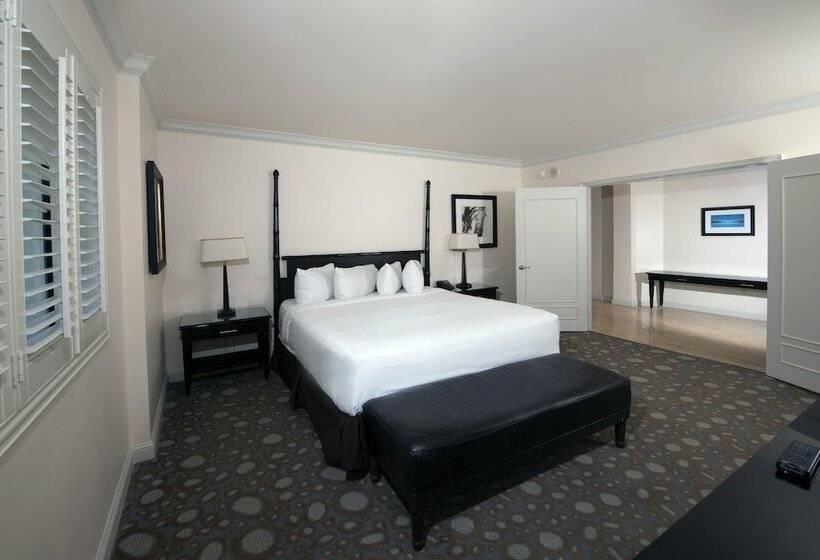 مجموعه ویستا شهر, The Atlantic Hotel & Spa
