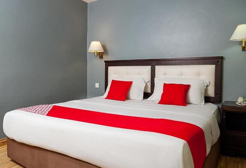 اتاق لوکس با تخت بزرگ, Oyo 90055 Mansion Inn