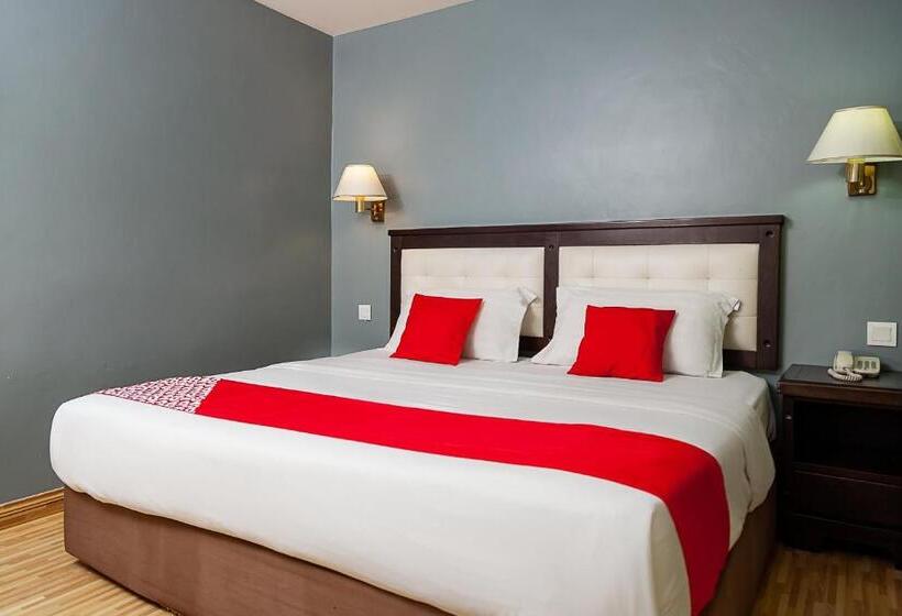 اتاق لوکس با تخت بزرگ, Oyo 90055 Mansion Inn