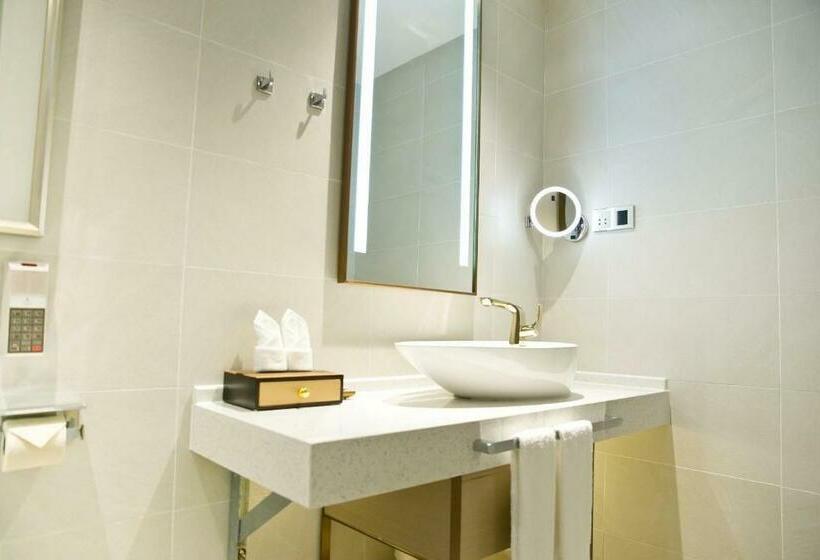 اتاق لوکس با تخت بزرگ, Lavande Hotels·shenzhen North Railway Station Longhua Yicheng Center