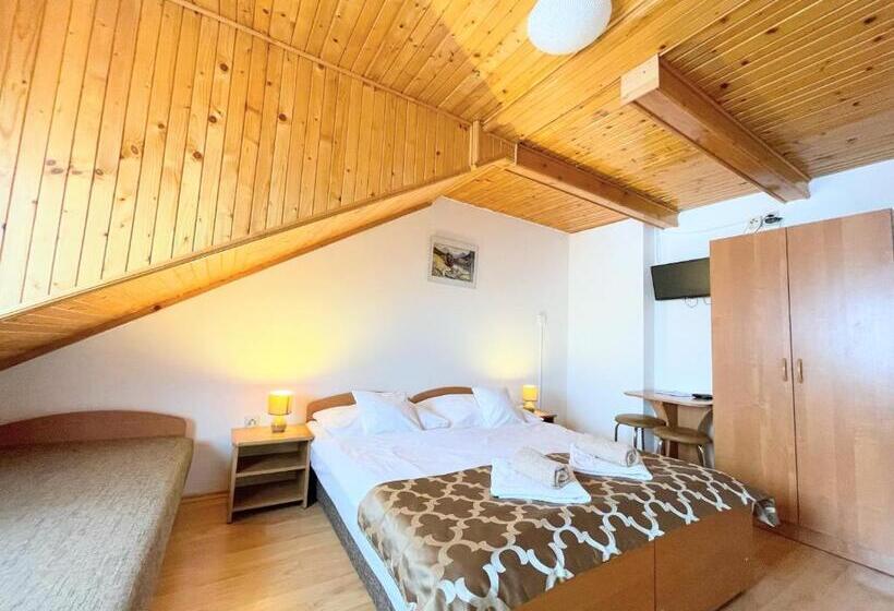 اتاق استاندارد سه نفره, Spa & Wellness Penzión Zorhill