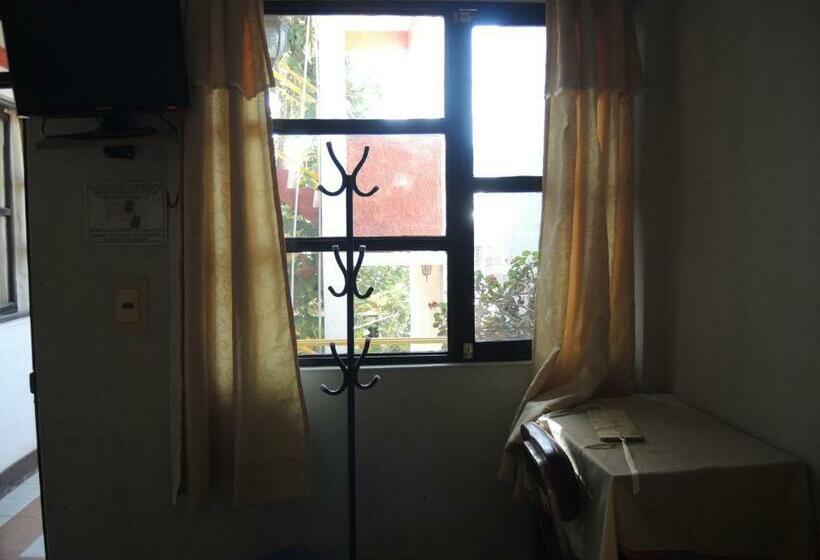 اتاق استاندارد یک نفره, Hostal Valle Hermoso