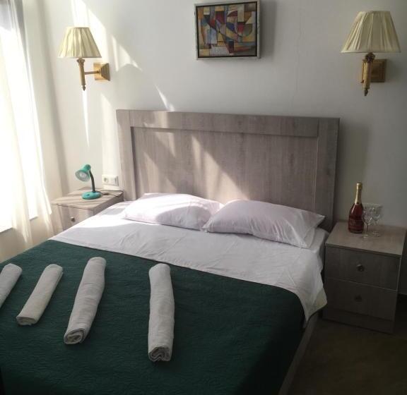 آپارتمان 1 خوابه, Aparthotel Family