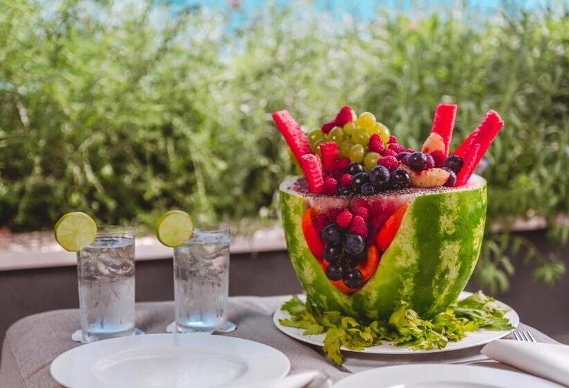 سوئیت پرزیدنت, Boutique Hotel Vissi D Arte