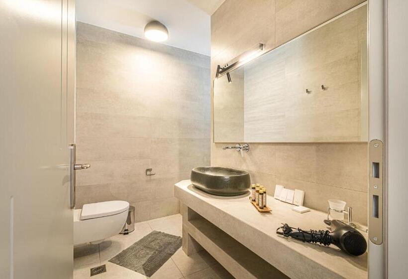 سوئیت جونیور با چشم‌انداز, Caldera Stories Private Suites
