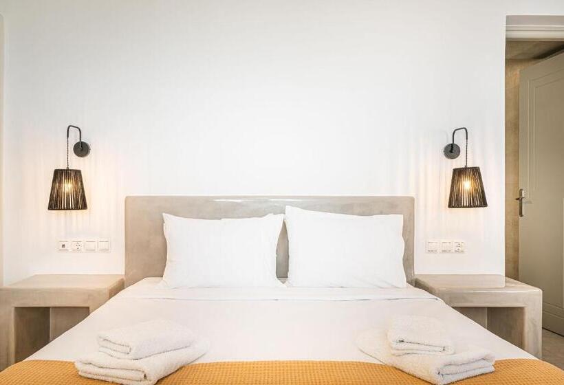 سوئیت جونیور دلوکس با چشم‌انداز, Caldera Stories Private Suites