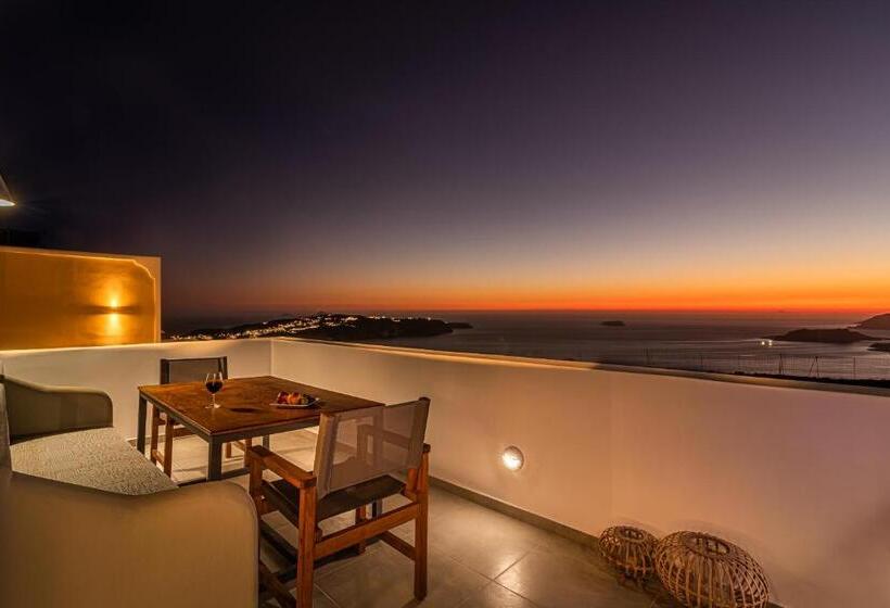 سوئیت دولوکس با چشم‌انداز, Caldera Stories Private Suites