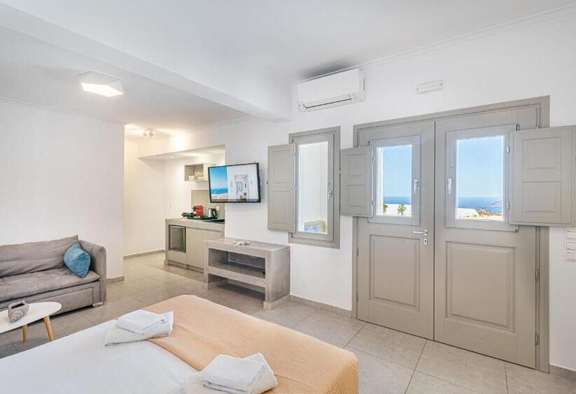سوئیت جونیور با چشم‌انداز, Caldera Stories Private Suites