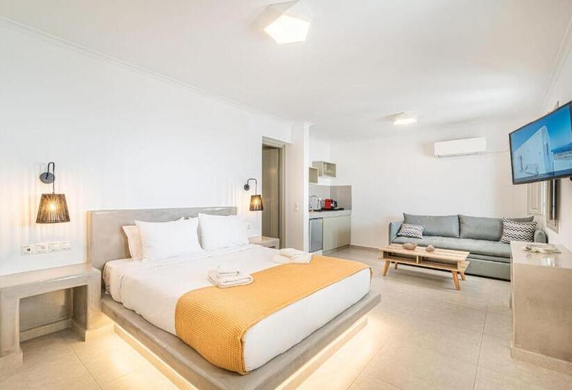 سوئیت جونیور دلوکس با چشم‌انداز, Caldera Stories Private Suites