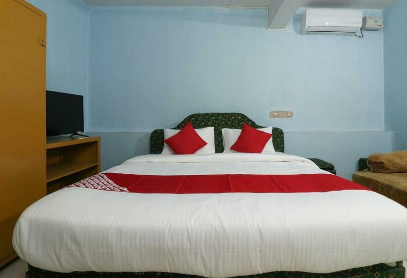 اتاق کلاسیک سه تخته, O Sandhra Apartments