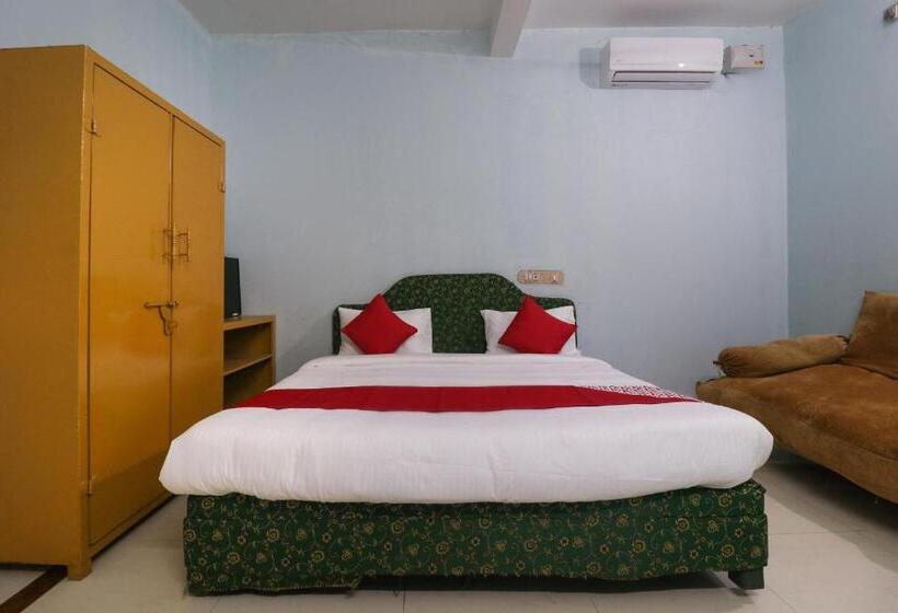 اتاق کلاسیک سه تخته, O Sandhra Apartments