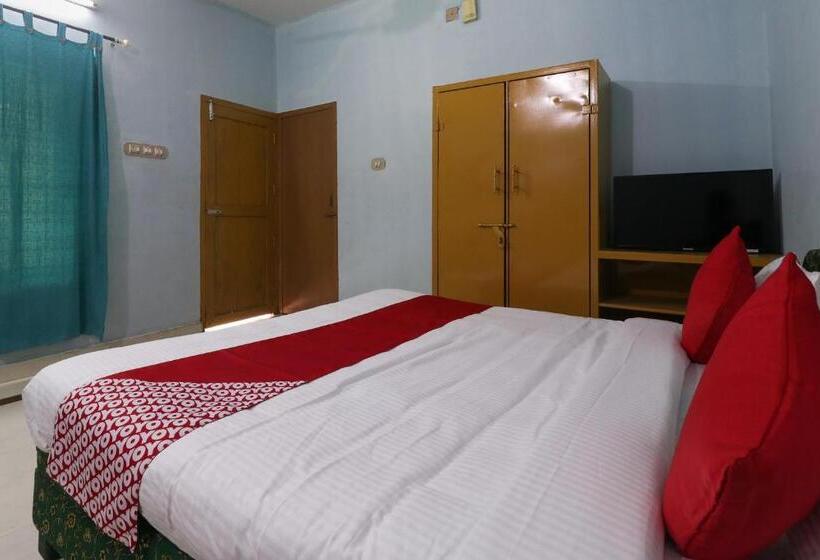 اتاق کلاسیک سه تخته, O Sandhra Apartments