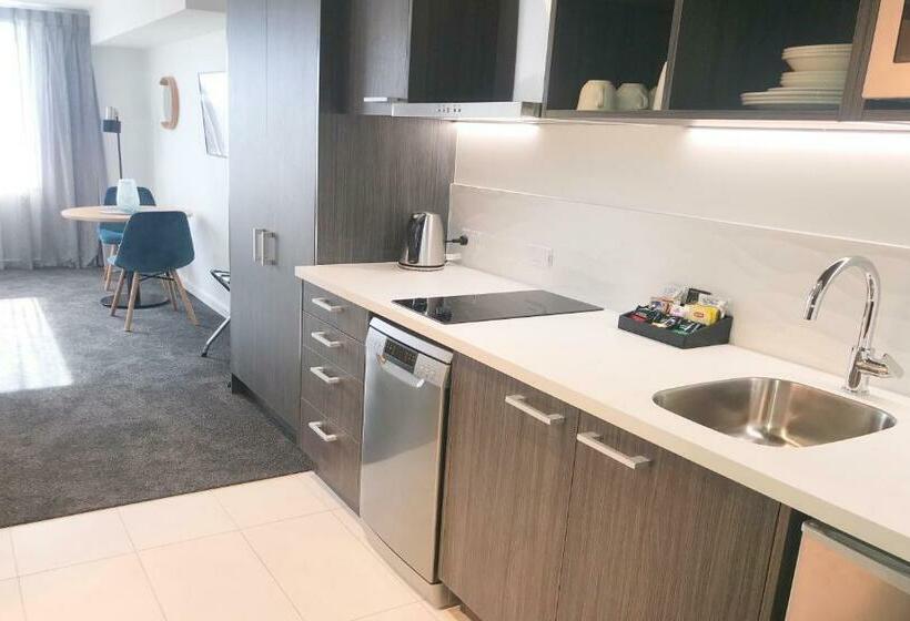 استودیوی استاندارد, Quest Palmerston North