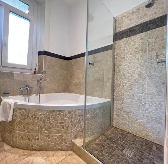 اتاق خانوادگی, B&b Guest House Du Lac