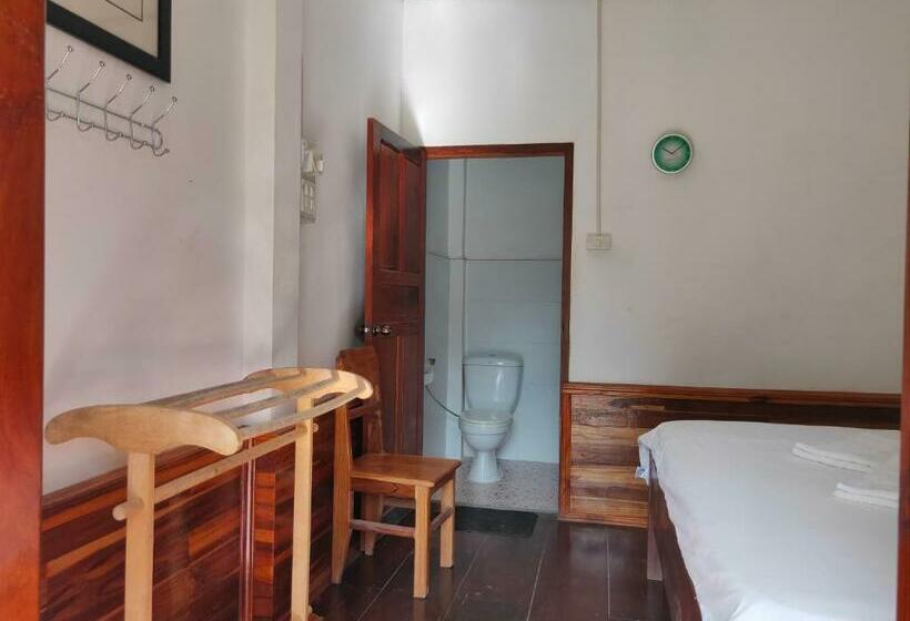 اتاق استاندارد با بالکن و چشم‌انداز دریا, Sunset Bungalows & Gh