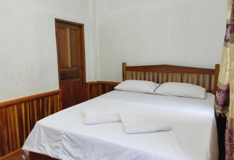 اتاق استاندارد, Sunset Bungalows & Gh
