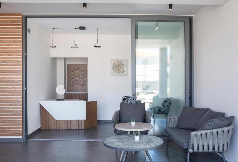 اتاق لوکس, Kn Ionian Suites