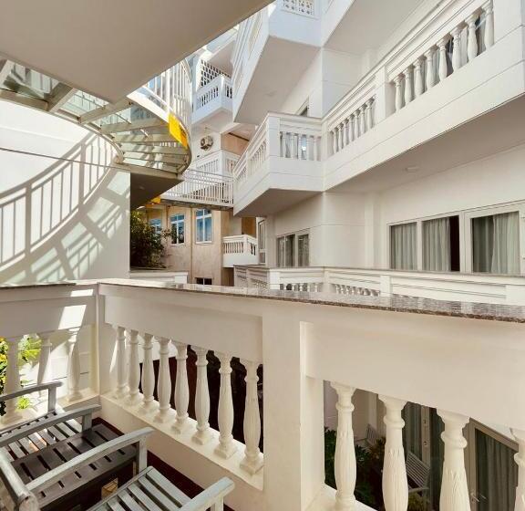 اتاق لوکس با چشم‌انداز دریا, Lotus Garden Muine Resort & Spa