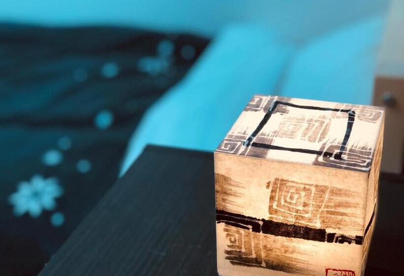 اتاق اکونومی یک تخته, Konayuki