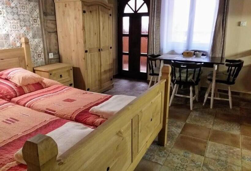 آپارتمان 1 خوابه همکف, Hacienda Apartmanok