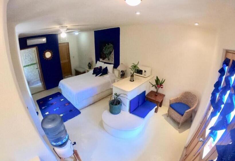 استودیوی لوکس, Mar Y Sueños Suites