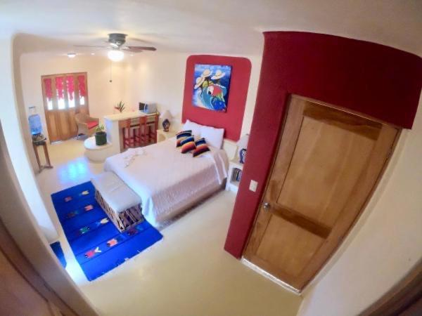 استودیوی لوکس, Mar Y Sueños Suites